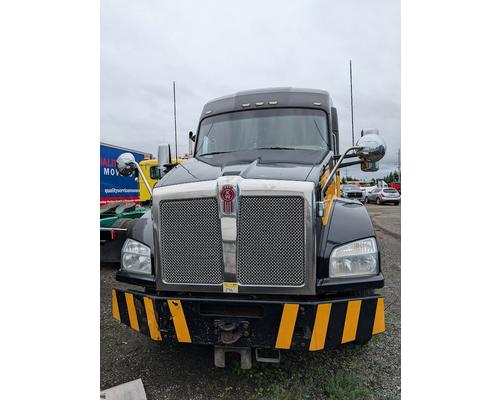 KENWORTH T880 Complete Vehicle