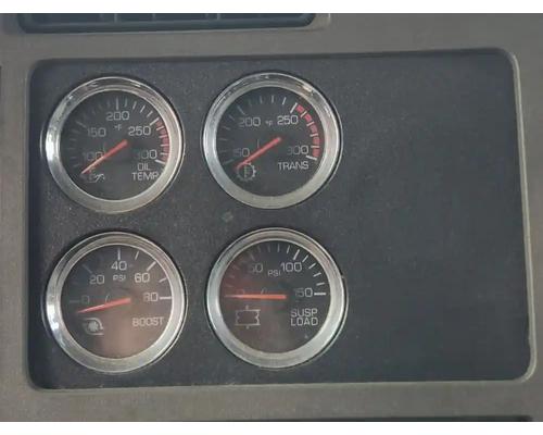  Kenworth T880 Instrument Cluster #