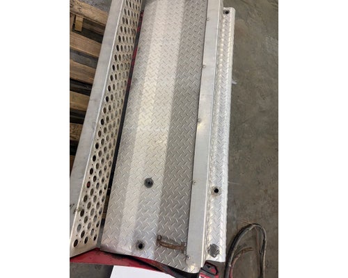2009 KENWORTH W9 Series Steps For Sale in Box Elder, SD – Hatch Trucking & Salvage Parts LLC