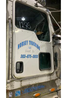 KENWORTH W900L Door Assembly, Front