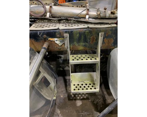 KENWORTH W900L Step