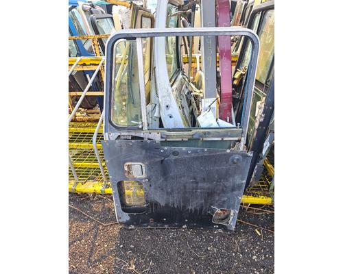 KENWORTH W900 Door Assembly, Front