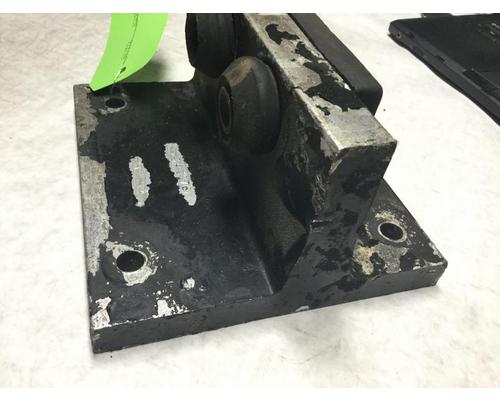 KENWORTH W900 Engine Mounts