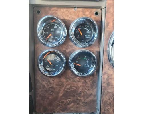  Kenworth W900 Instrument Cluster #