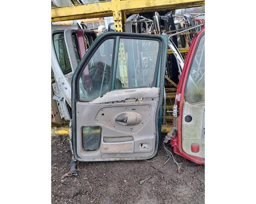 KENWORTH  Door Assembly, Front