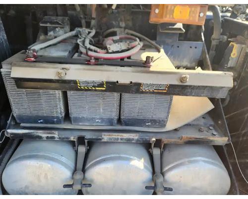 mack-anthem-battery-box #1437892