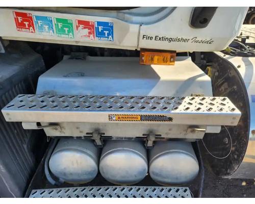 mack-anthem-battery-box #1437893