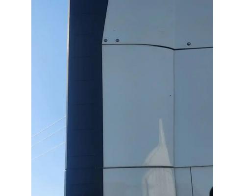mack-anthem-sleeper-fairing #1428077