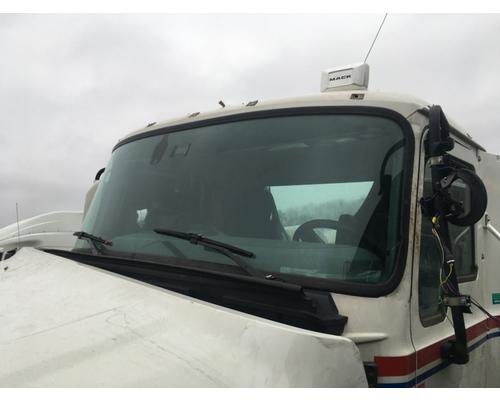 mack-anthem-windshield #720732