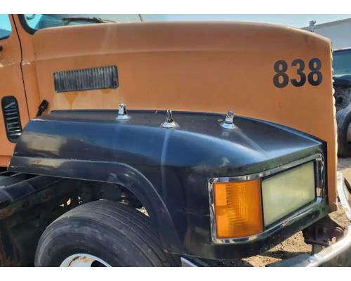 mack-ch612-hood #1436873