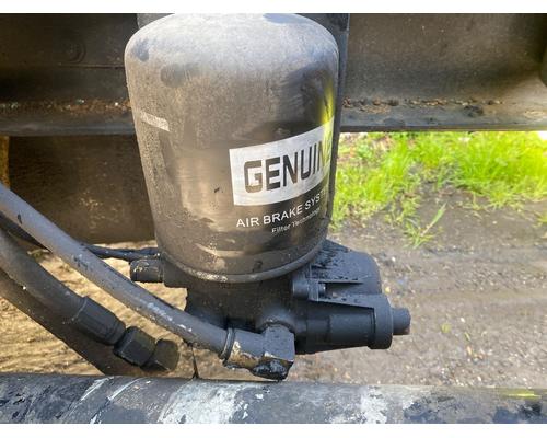  Mack CH613 Air Dryer #
