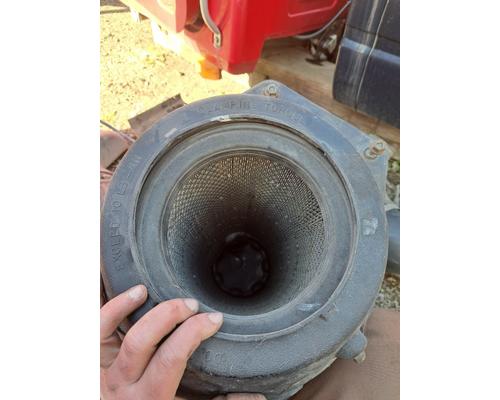 MACK CH613 Air Cleaner