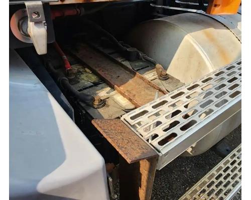 Mack CH613 Battery Box # Mack CH613 Battery Box #