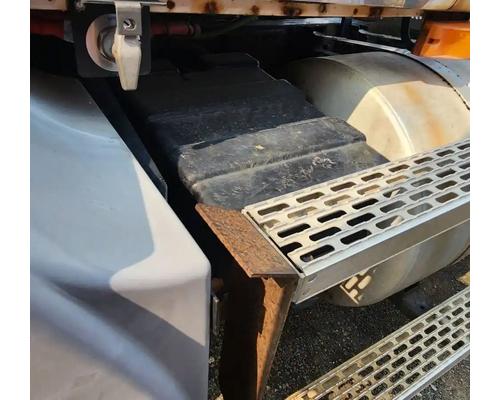  Mack CH613 Battery Box #