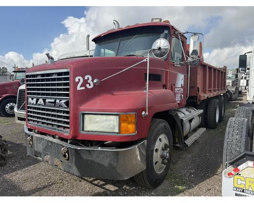 MACK CH613