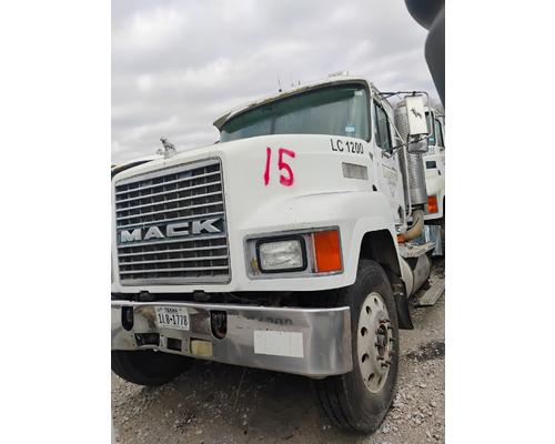 MACK CH613