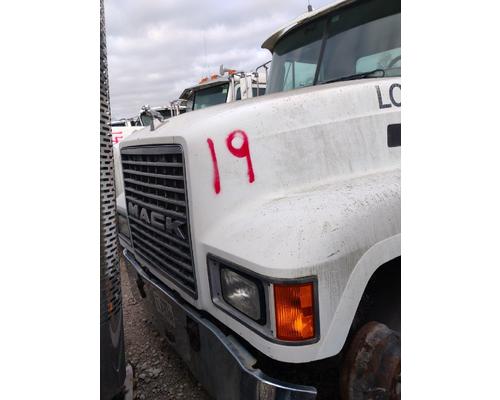 MACK CH613