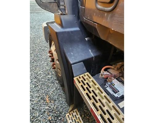 mack-ch613-fender-extension #1364078