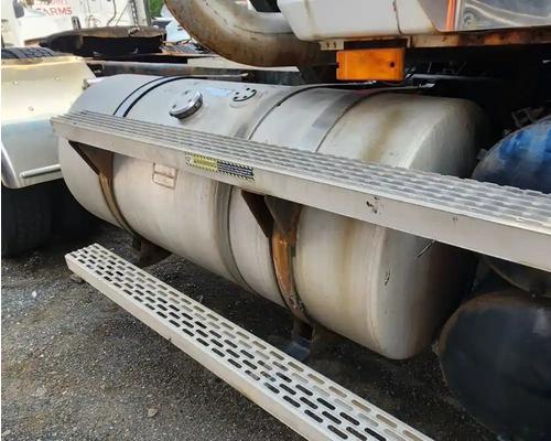  Mack CH613 Fuel Tank #
