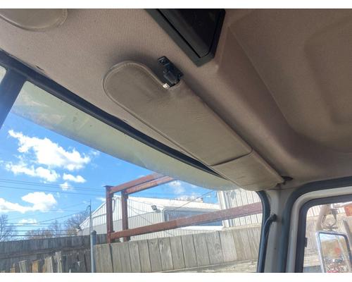  Mack CH613 Visor #