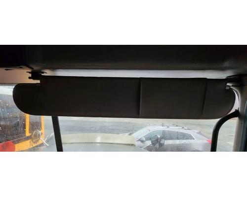  Mack CH613 Visor #