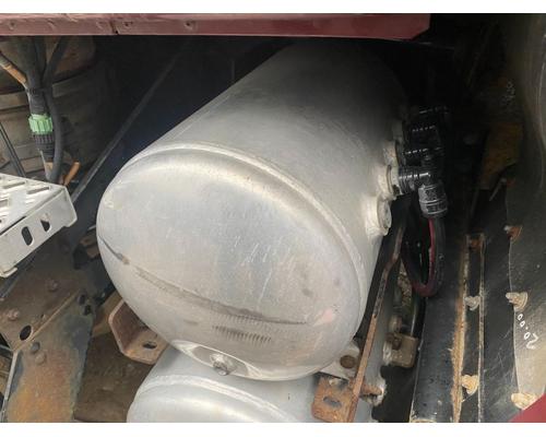  Mack CHU613 Air Tank #