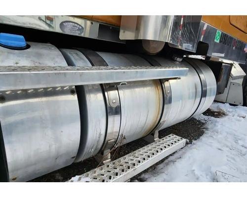  Mack CHU613 Fuel Tank #