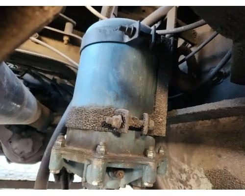  Mack CL713 Air Dryer #