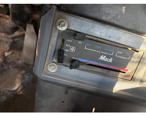 MACK CL713 ECM (HVAC)climate control