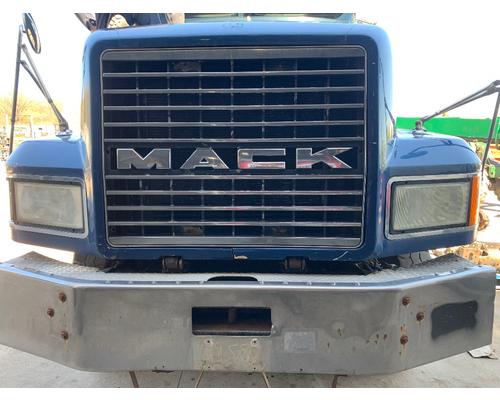MACK CL713 Hood
