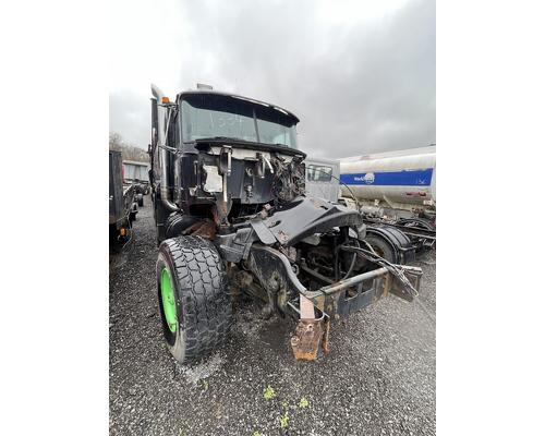 MACK CL713 Parts Vehicles