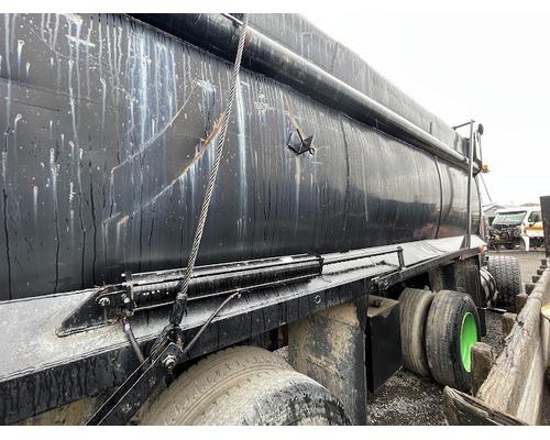 MACK CL713 Parts Vehicles