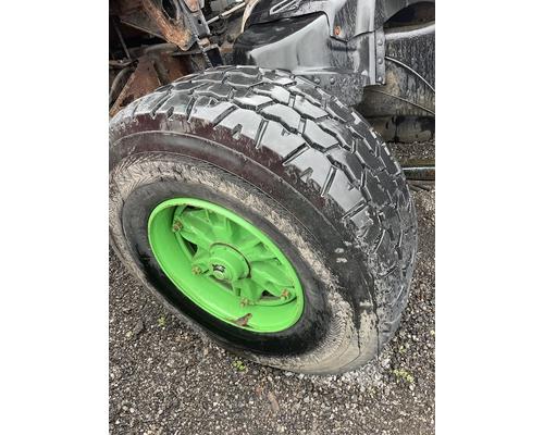 MACK CL713 Parts Vehicles