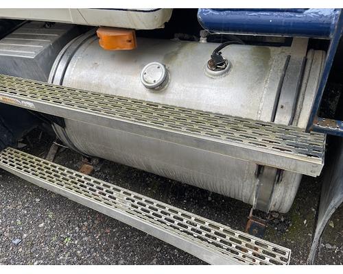 MACK CL713 Parts Vehicles