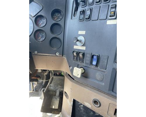 MACK CT813 Rebuilders