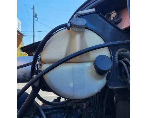 mack-cv712-granite-radiator-overflow #1359345