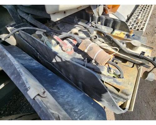 mack-cv713-granite-battery-box #1436502