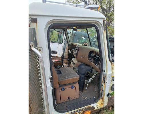 MACK CV713 GRANITE Cab or Cab Mount