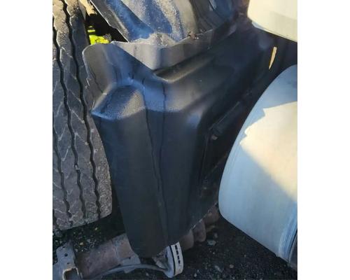 mack-cv713-granite-fender-extension #1359540