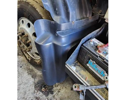 mack-cv713-granite-fender-extension #1427904
