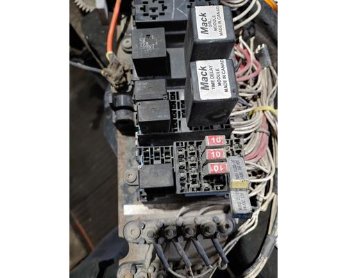 MACK CV713 GRANITE Fuse Box