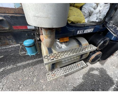 MACK CV713 GRANITE Parts Vehicles