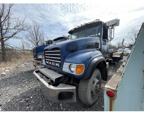 MACK CV713 GRANITE Parts Vehicles