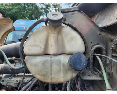mack-cv713-granite-radiator-overflow #1431922