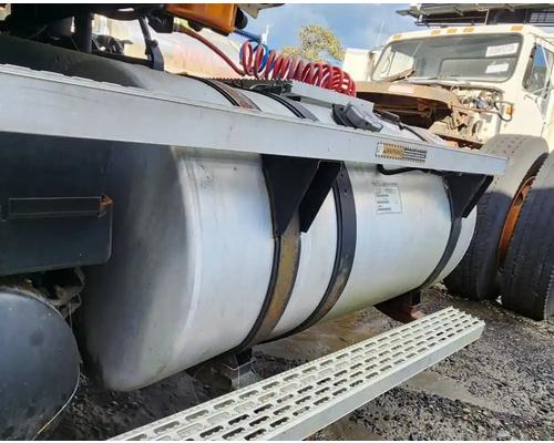  Mack CX612 Vision Fuel Tank #