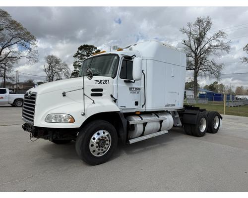 MACK CX613 VISION