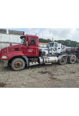 MACK CX613 VISION Complete Vehicle