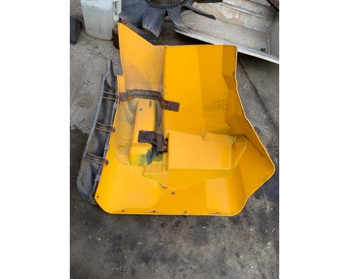 MACK CX613 VISION Fender