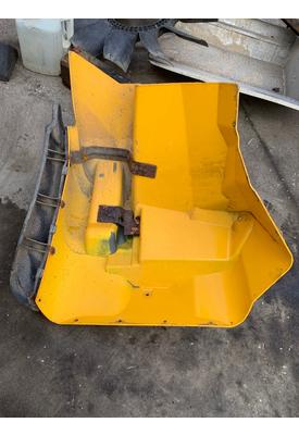 MACK CX613 VISION Fender