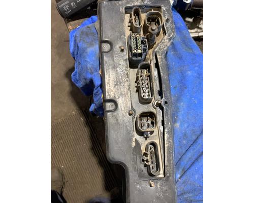 MACK CX613 VISION Fuse Box